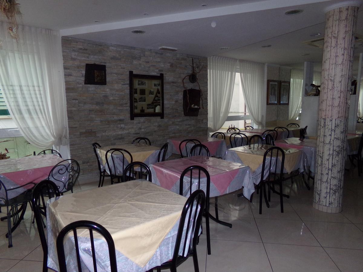 Hotel Manu Rimini Dış mekan fotoğraf