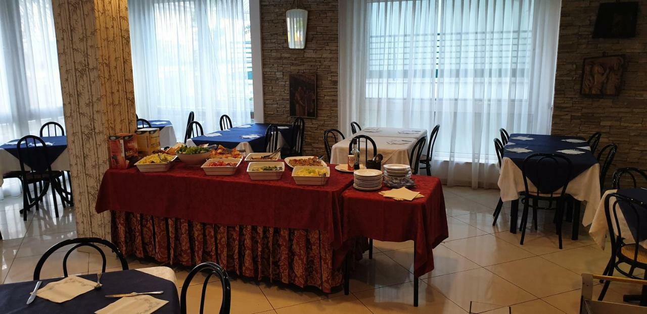 Hotel Manu Rimini Dış mekan fotoğraf